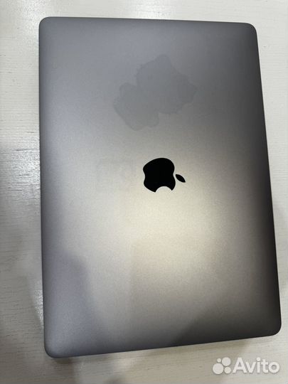 MacBook Pro (13-inch, 2019)