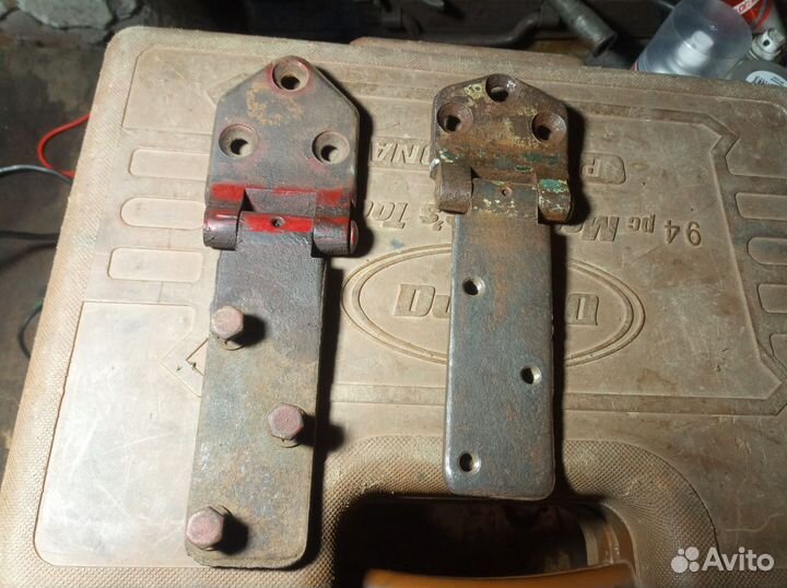 Петля Москвич 402,403,407,410 и др