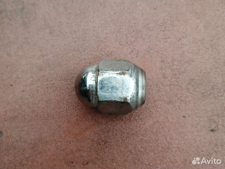 Колёсные гайки