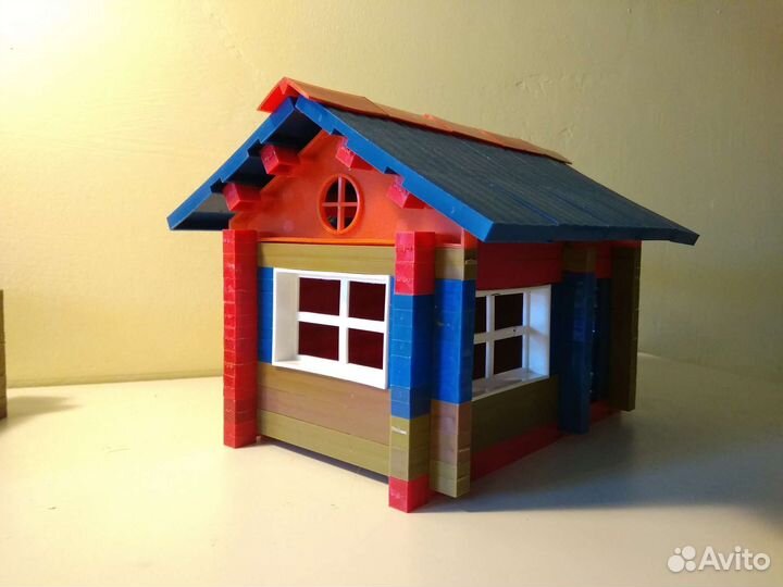 Игрушка конструктор Домик