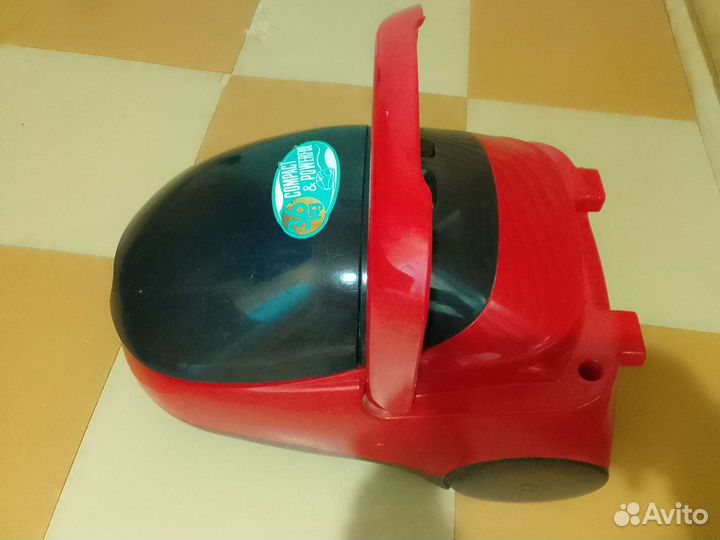 Пылесос Panasonic MC-3300