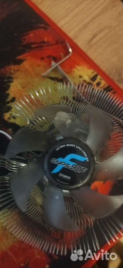 Материнская плата с процессором и памятью