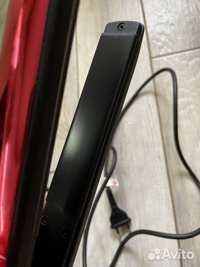 Утюжок для выпрямления волос