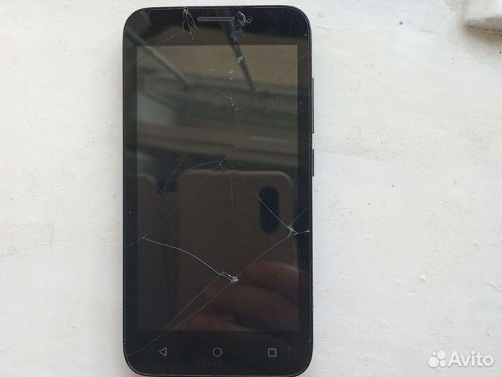 Мобильный телефон huawei