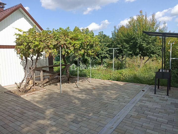 Дом 92 м² на участке 5 сот.