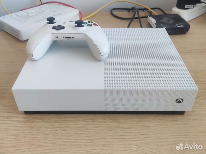 Xbox One S 1tb