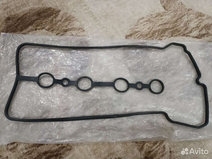 Прокладка клапанной крышки Toyota Prius NHW 20