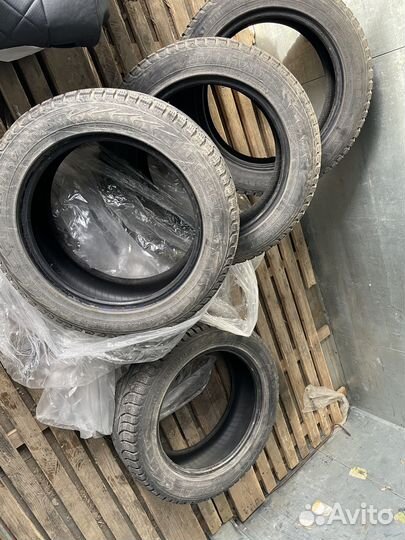 Nokian Tyres Hakkapeliitta 5 225/55 R17 101T