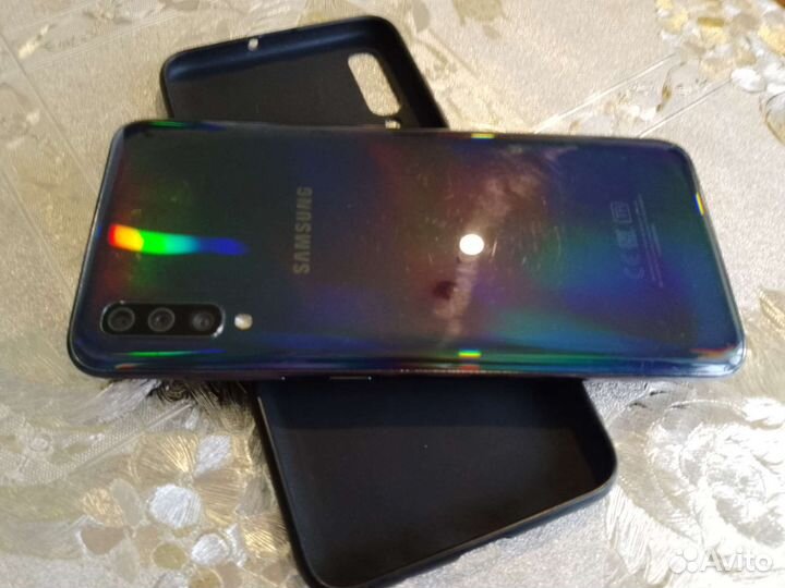 Телефон Samsung
