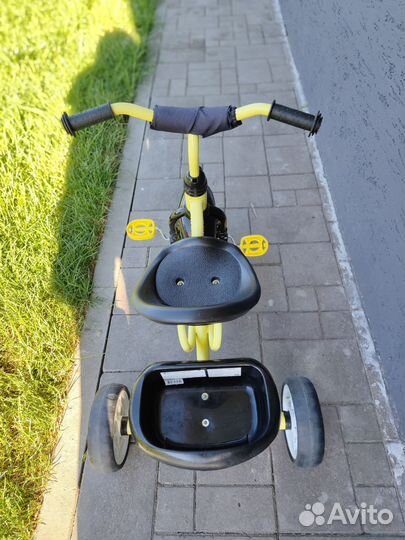 Трехколесный велосипед