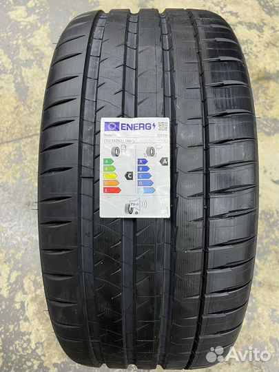 Michelin Pilot Sport 4 S 285/30 R21 и 255/35 R21
