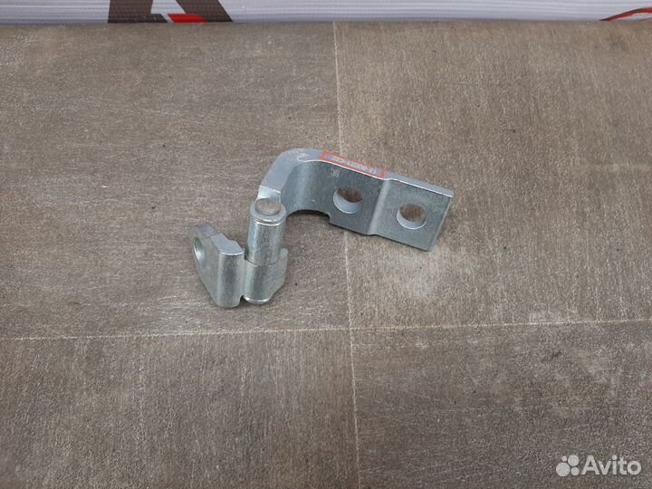 Петля двери пер лев верх Lexus GS (2005-2012)