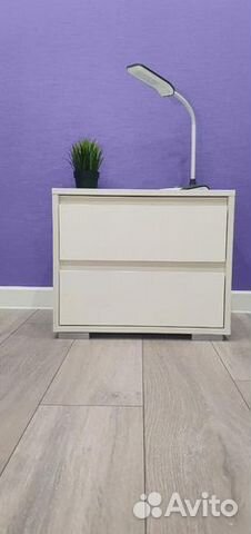 Тумба белая прикроватная с ящиками