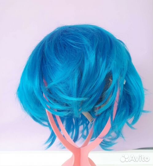 Парик синий короткий