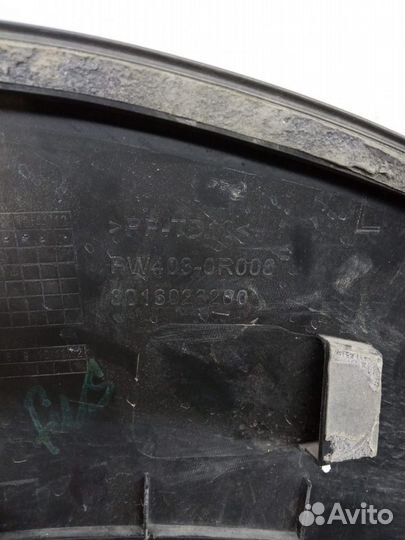 Накладка крыла задняя левая Toyota Rav4 XA40