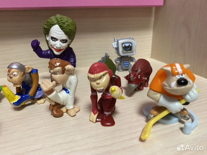 Игрушки киндер пакетом