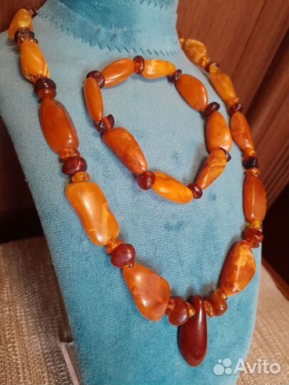 Бусы и браслет из янтаря