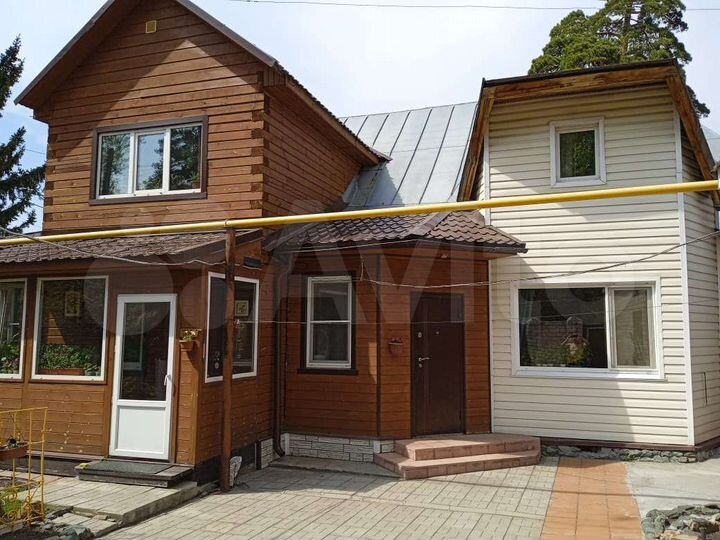 Дом 173 м² на участке 6,2 сот.