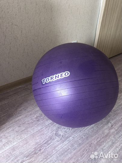 Гимнастический мяч фитбол torneo