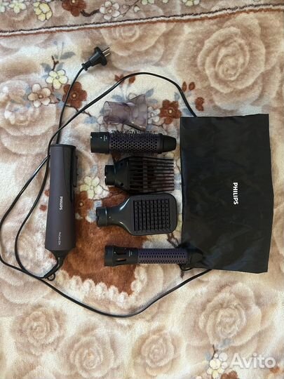 Фен-щетка Philips HP 8656 фиолетовый