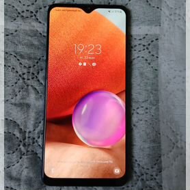 Samsung Galaxy A32, 4/64 ГБ