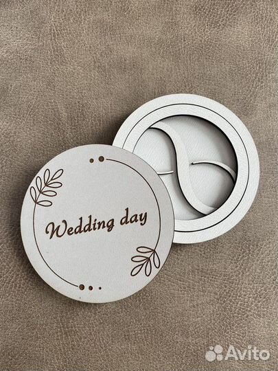 Шкатулка для обручальных колец