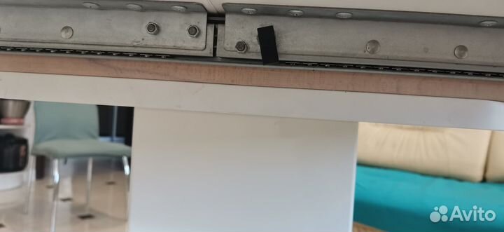 Продам б/у стол овальный