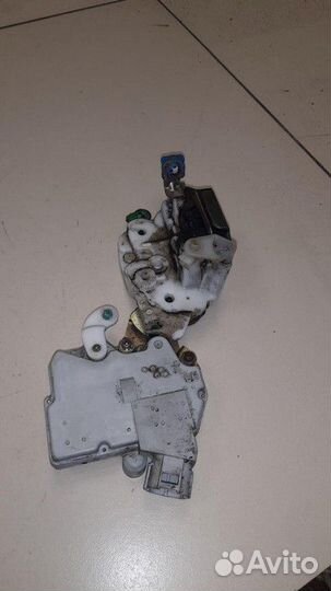 Замки двери передней левой Nissan Maxima