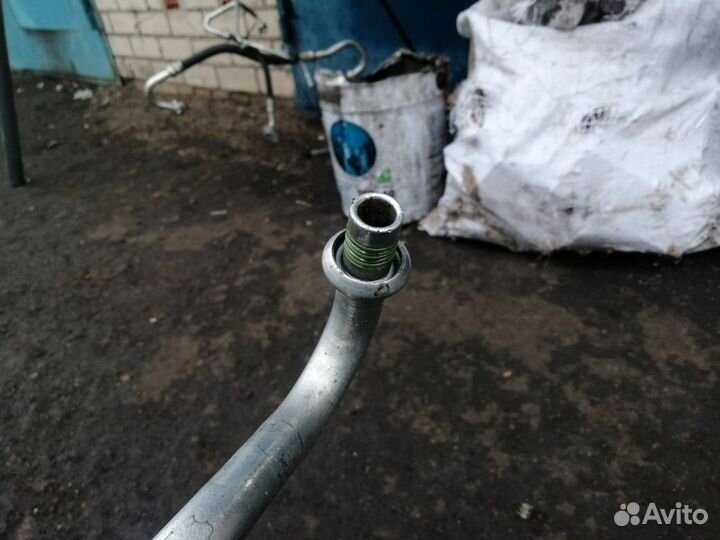 Трубка кондиционера бачок осушителя Ford Fusion