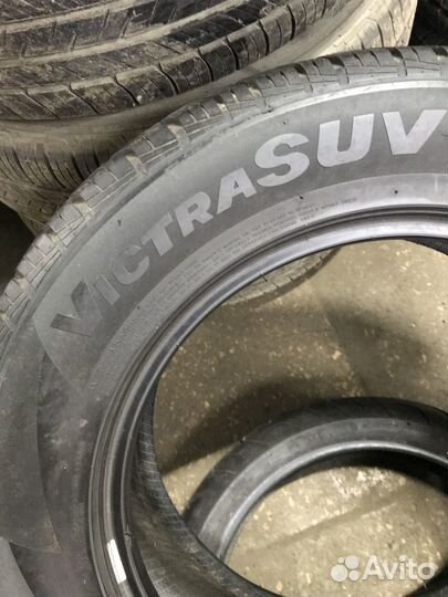 Maxxis Victra SUV M+S 225/65 R17