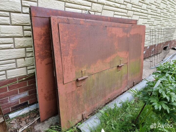 Ворота гаражные металлические бу