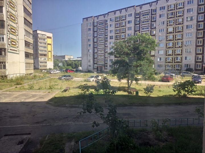 3-к. квартира, 64 м², 1/9 эт.