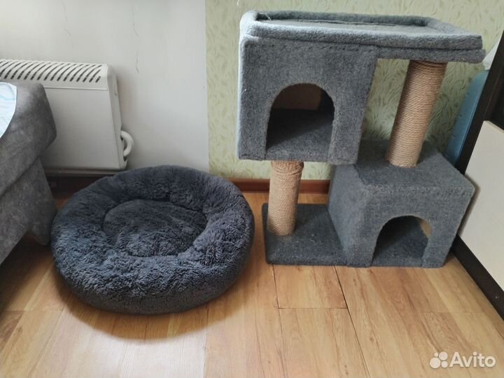 Домик для кошки с когтеточкой