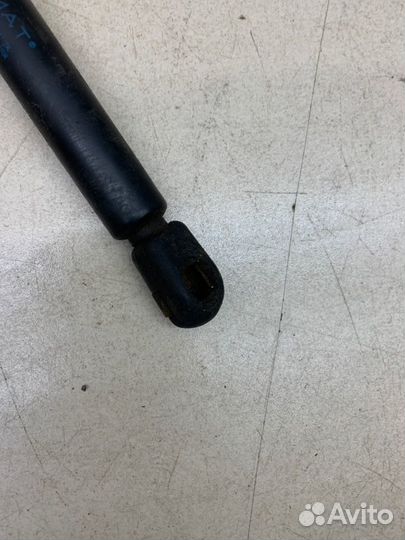 Амортизатор крышки багажника Rover 75 20K4F 2 2000