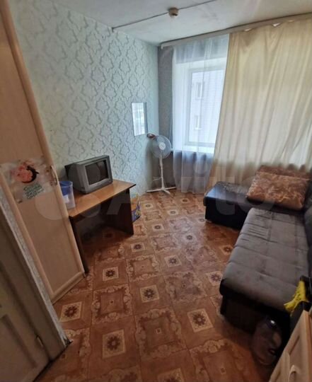 Комната 11 м² в > 9-к., 2/5 эт.