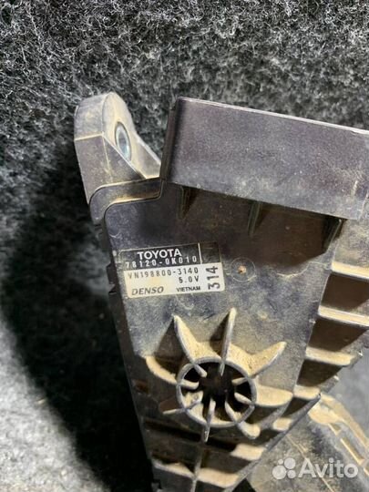 Педаль газа Toyota Hi-Lux 7