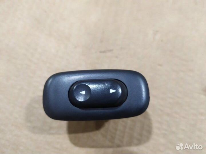 Кнопка стеклоподъемника задняя левая Ford Maverick