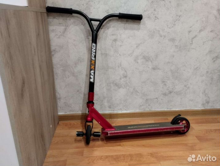 Трюковой самокат