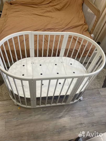 Кроватка-трансформер ComfortBaby 8 в 1 + маятник