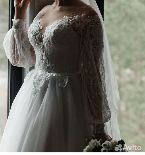 Свадебное платье