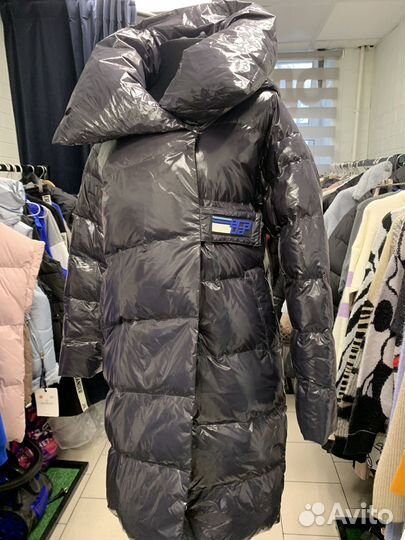 Пуховик женский