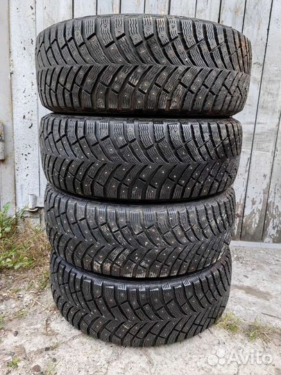 Michelin X-Ice North 4 205/55 R16 94T