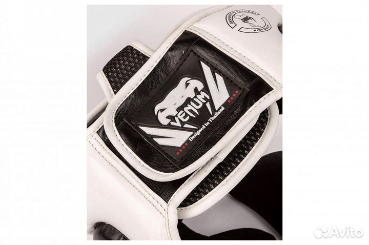 Боксерский шлем Venum