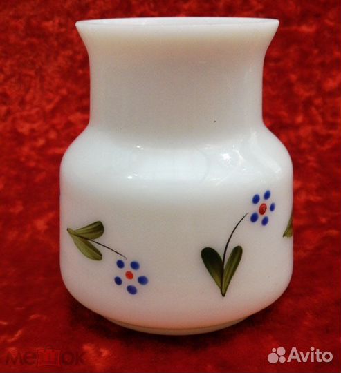 Ваза/Вазочка. Молочное стекло. Роспись СССР