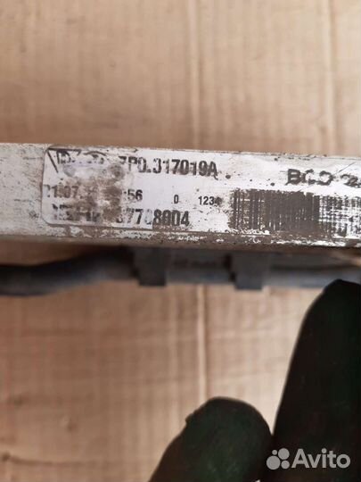 Радиатор АКПП VW Туарег NF 10-17 год оригинал