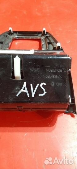 Пепельница Toyota Avensis