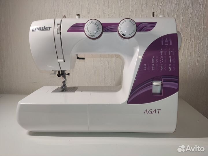 Швейная машина Leader What (новая)