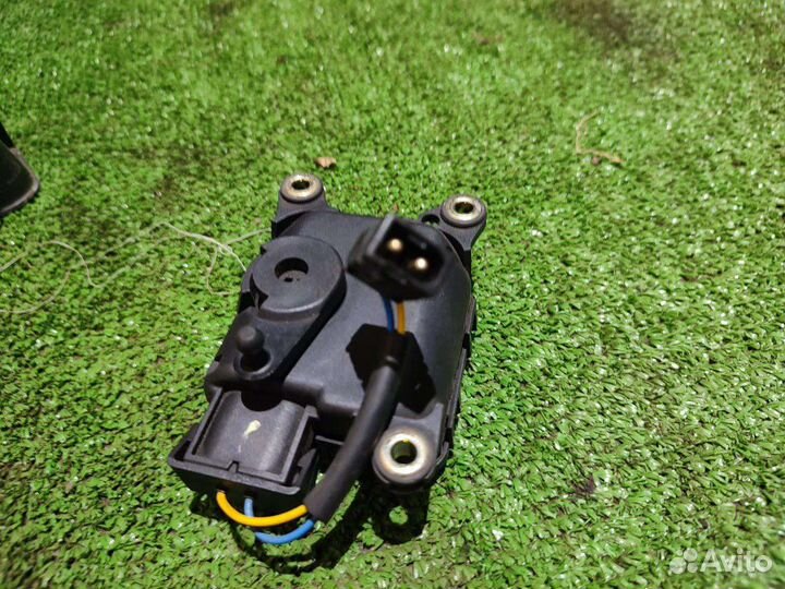 Мотор заслонки печки Mercedes-benz w210