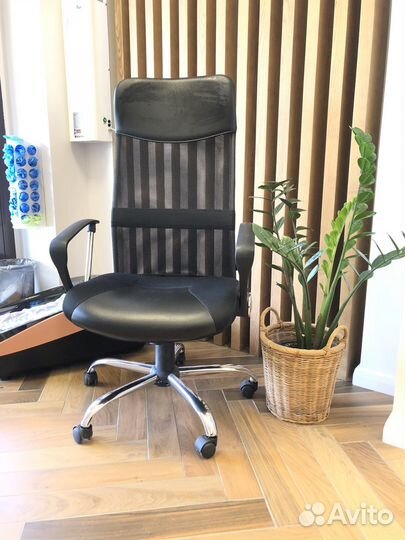 Компьютерное кресло