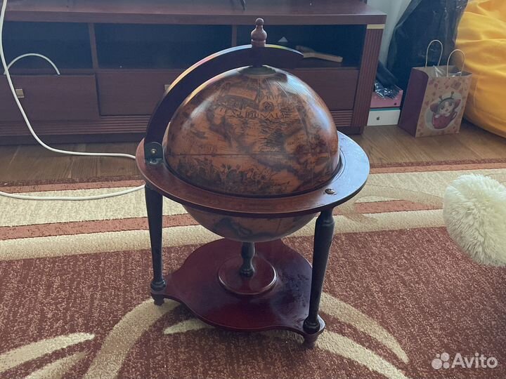 Мини бар Глобус